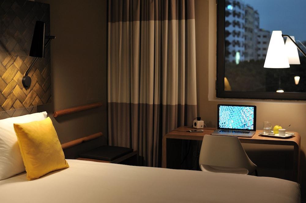 Ibis Casa Voyageurs