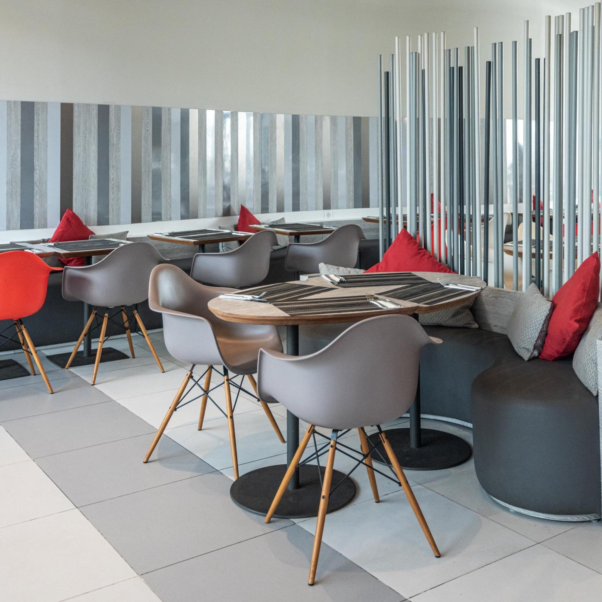 Ibis Casa Voyageurs