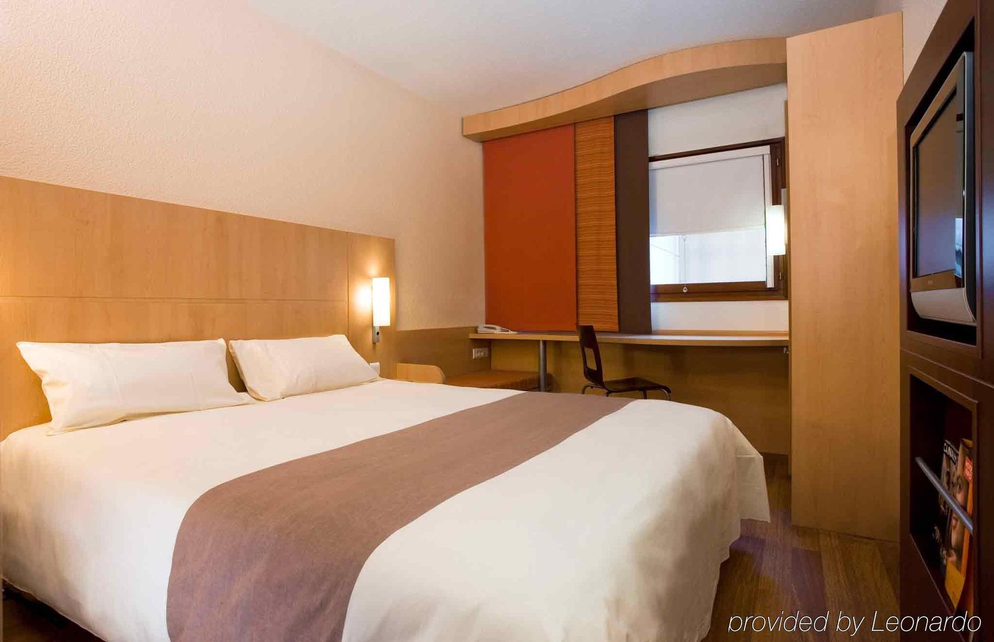 Ibis Casa Voyageurs
